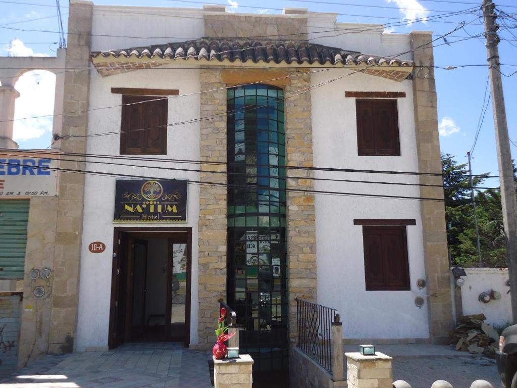 Exterior of Hotel Na´Lum in San Cristóbal de las Casas